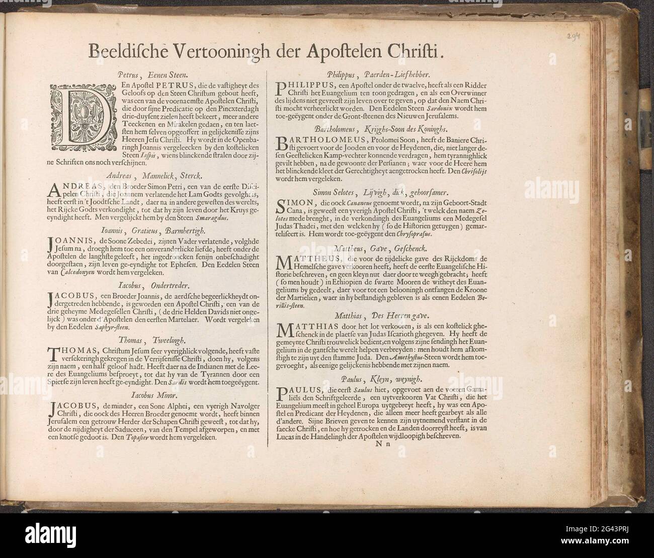 Douze explications en images des apôtres; exhibition visuelle des apôtres Christi; Den Grooten Emblemata Sacra, composé de plus de quatre cents par des figures de Belsche, aussi vieux que des Nieuwen Testament. Douze explications inutiles dans les images des apôtres. Le texte prend avec une initiale décorée D. le magazine fait partie d'un album. Banque D'Images