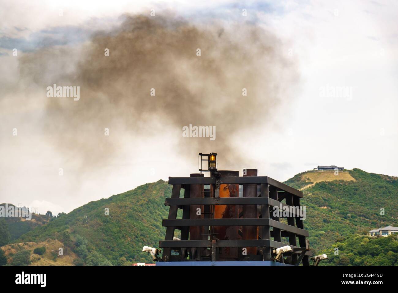 Pollution de l'air des vieux navires Banque D'Images