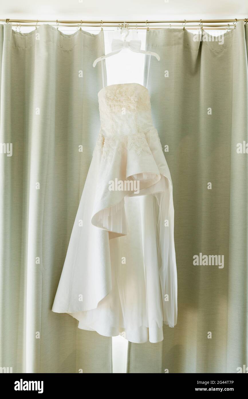 robe blanche originale