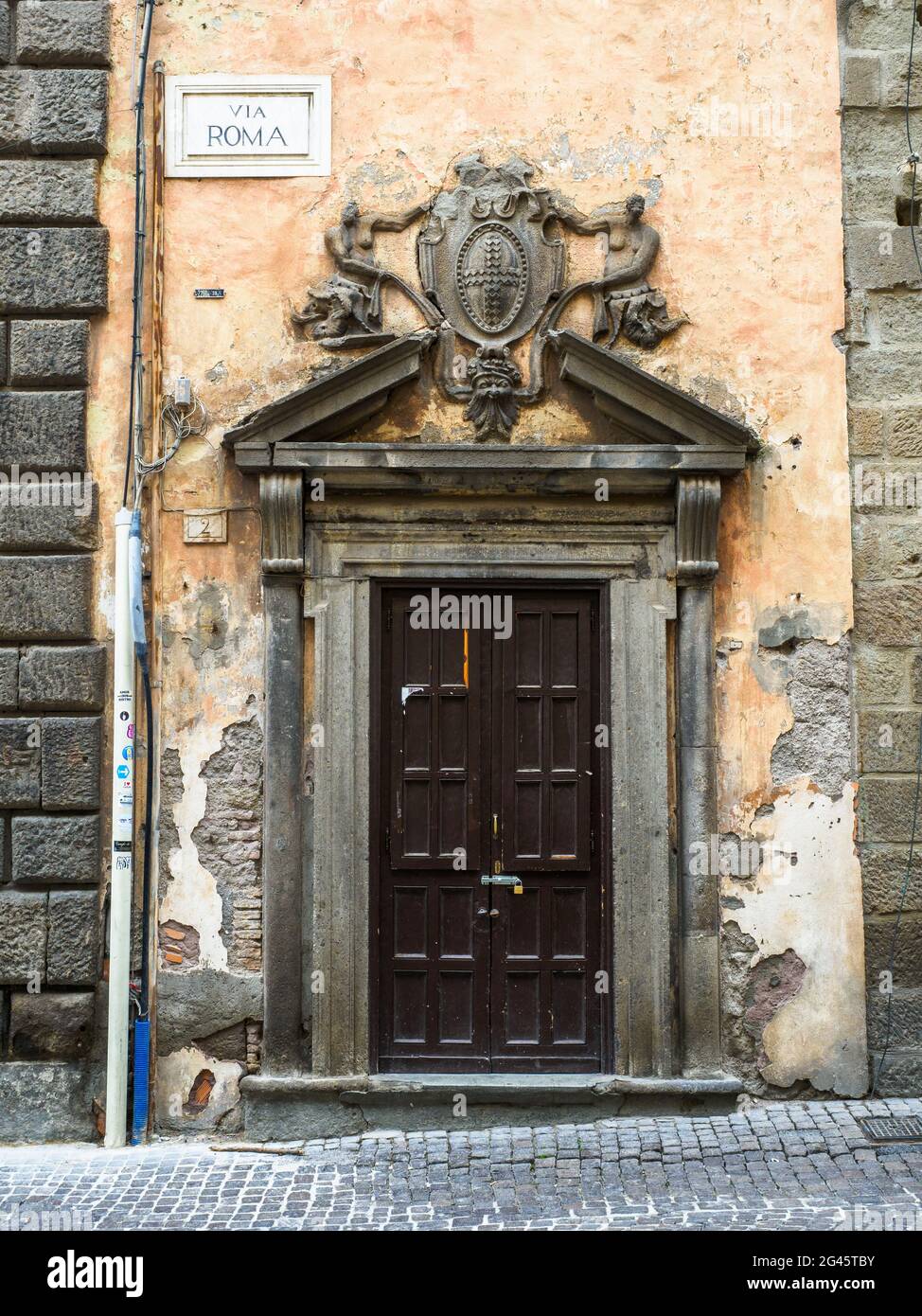 Porte de style médiéval - Viterbo, Italie Banque D'Images