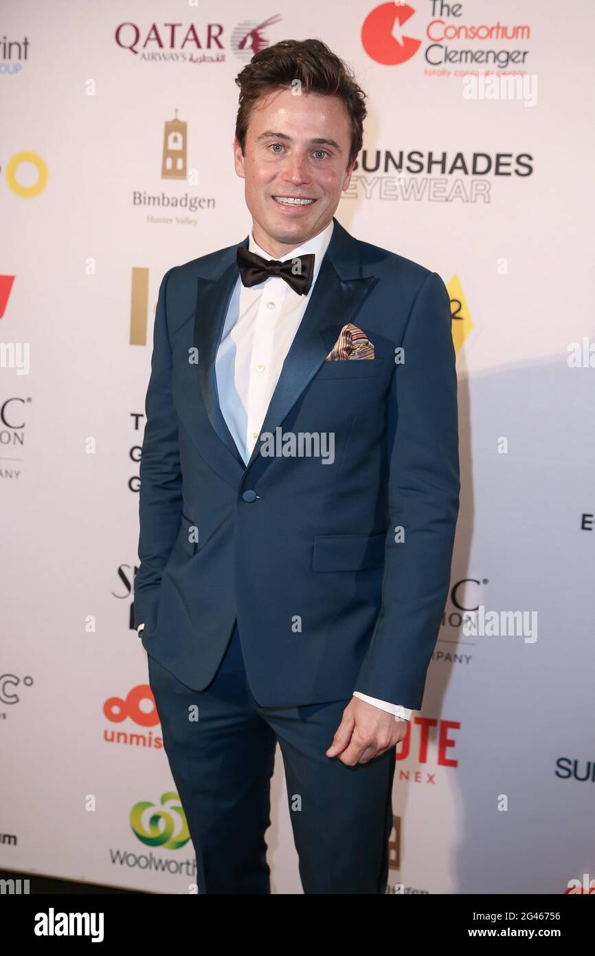 19 juin 2021 : JAMES TOBIN arrive au Snow ball 2021 Tour de Cure à la Grand Ballroom de l'ICC le 19 juin 2021 à Sydney, Nouvelle-Galles du Sud (Credit image: © Christopher Khoury/Agence de presse australienne via ZUMA Wire) Banque D'Images