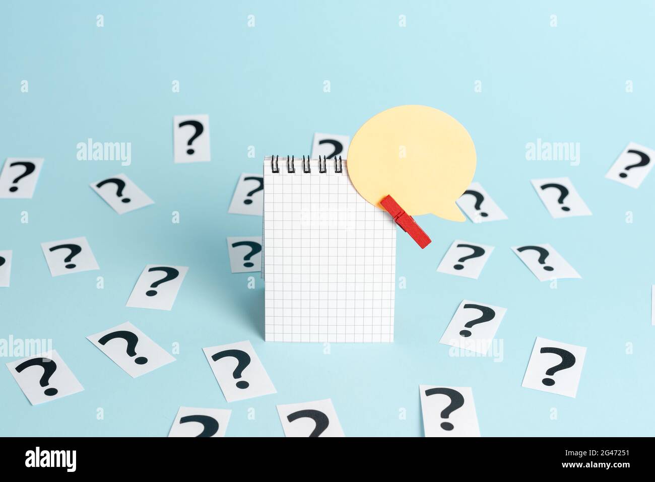 Traitement de l'information de bureau, Solutions de résolution de problèmes d'atelier, problèmes d'idées de travail de brainstorming, communication en milieu de travail, L Banque D'Images