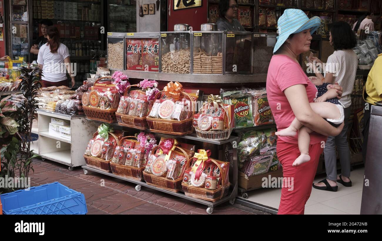 Épices herbes aliments séchés produits Chinatown zone du marché Bangkok Thaïlande Banque D'Images