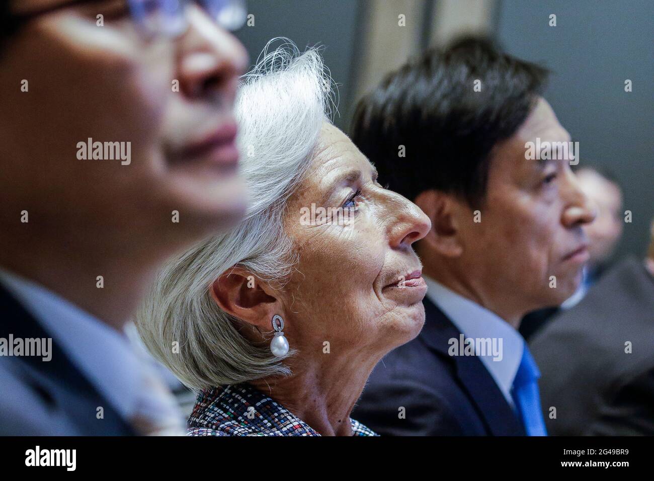 20 juin 2021-Séoul, Corée du Sud-in cette photo est prise le 7 septembre 2017. Christine Lagarde, de la Directrice générale de la FIOM, assiste à un discours d'ouverture sur les perspectives et les défis d'une croissance durable en Asie lors d'une conférence internationale de la MOSF-BOK-PIIE 2017 au Grand Hall de l'Hôtel à Séoul, en Corée du Sud. Banque D'Images