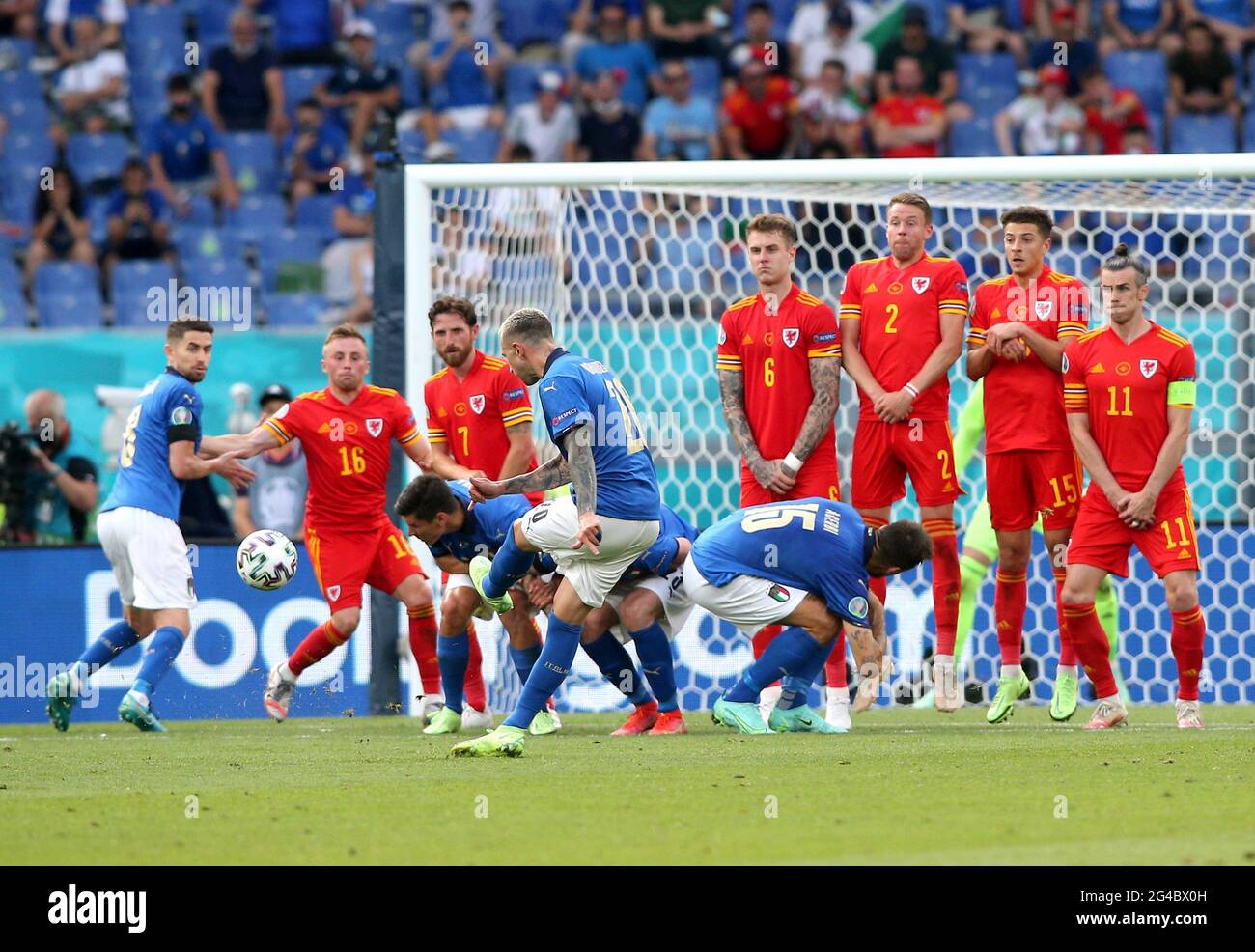 Federico Bernardeschi, en Italie, prend un coup de pied gratuit lors du match de l'UEFA Euro 2020 Group A au Stadio Olimpico, à Rome. Date de la photo: Dimanche 20 juin 2021. Banque D'Images