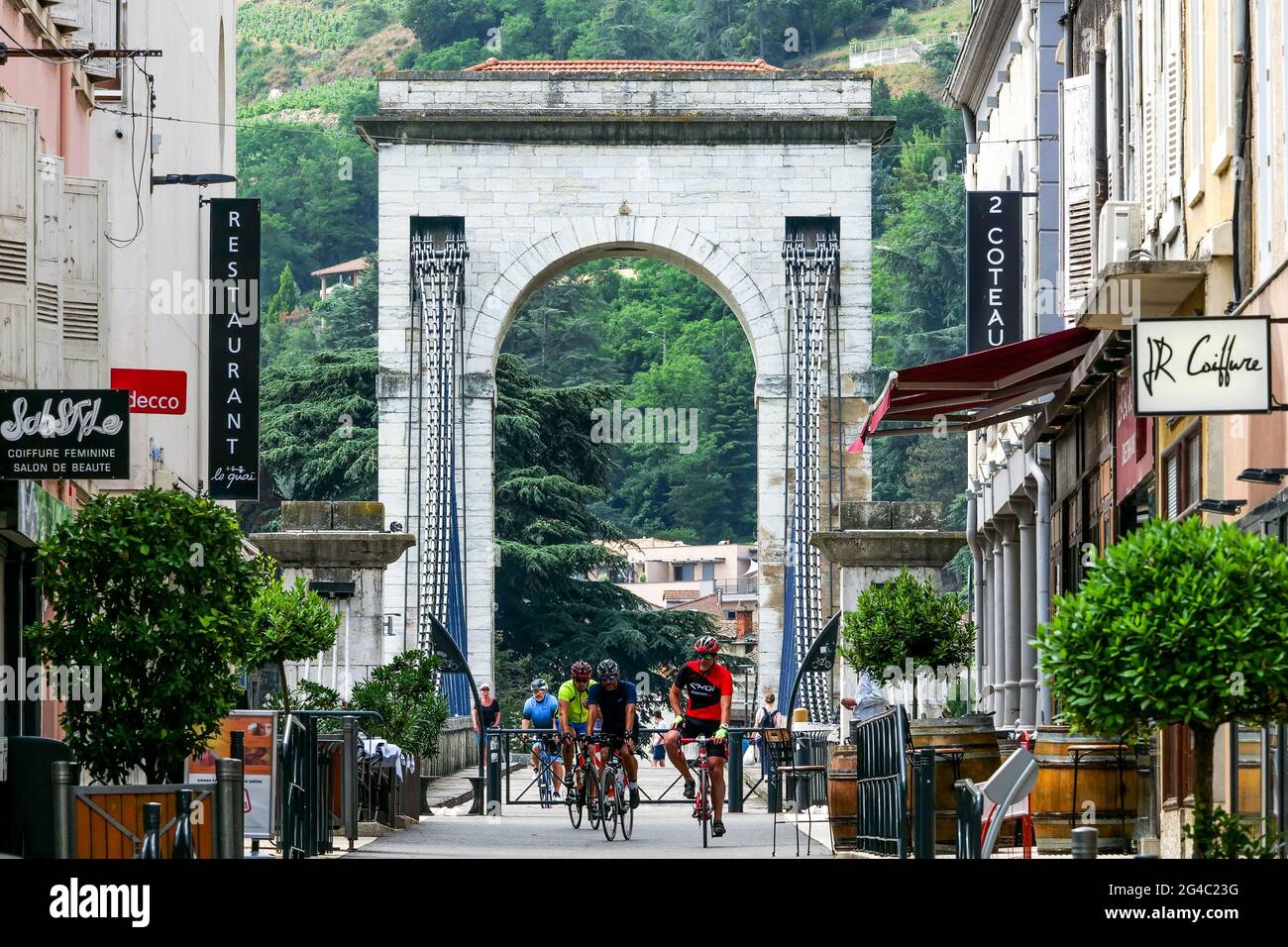 Vue de face de la porte Marc Seguin, Tain l'Hermitage-Tournon, Drôme, Vallée du Rhône, AURA, France Banque D'Images