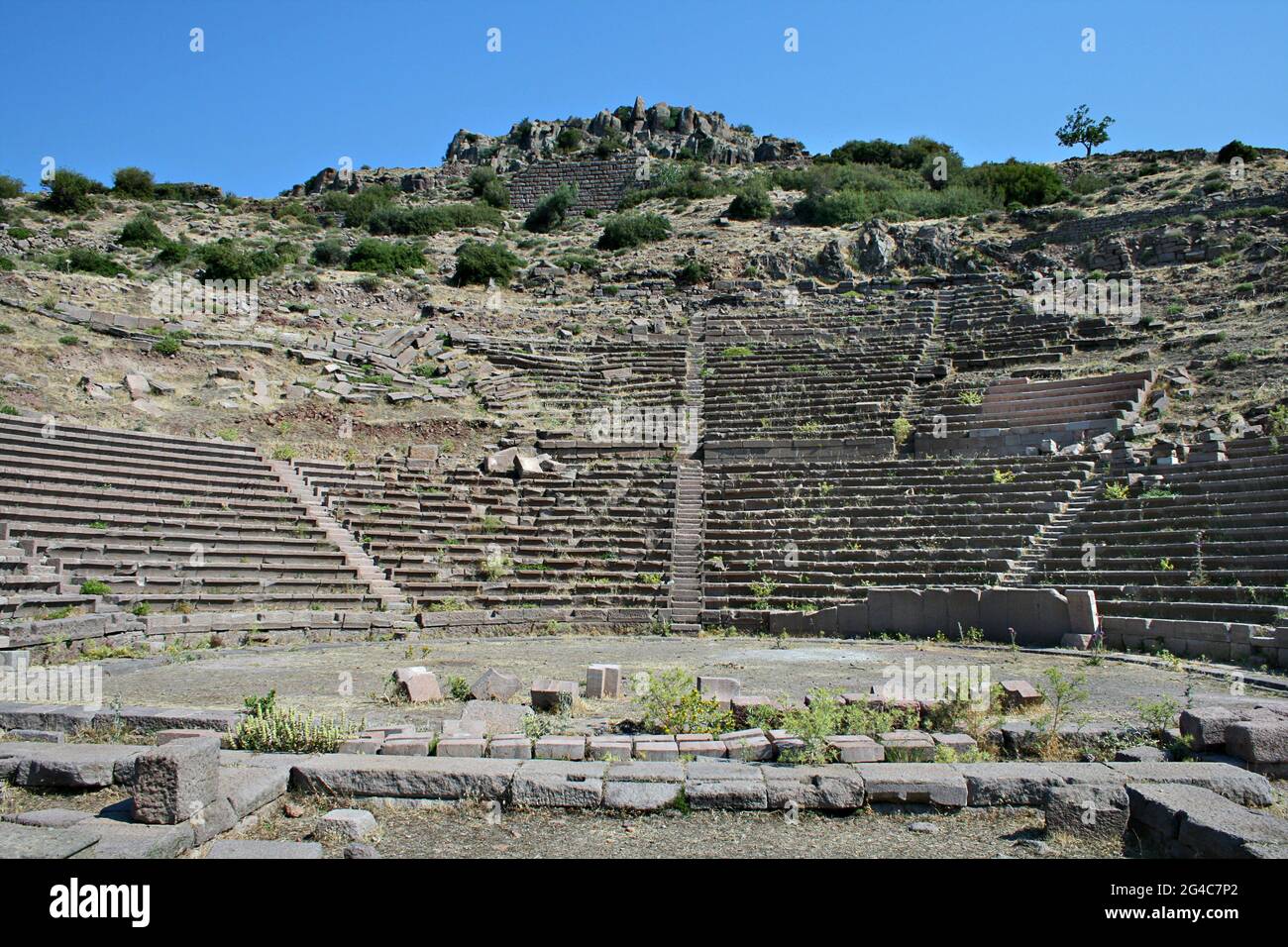 Théâtre antique dans les ruines d'Assos en Turquie Banque D'Images