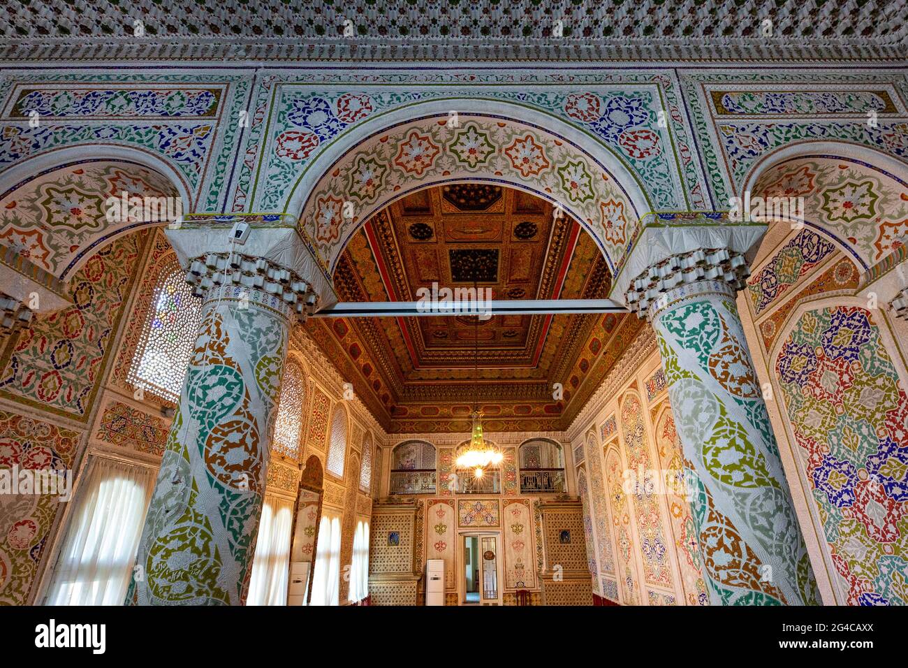 Intérieur d'une synagogue historique à l'intérieur de l'ancienne résidence d'un juif local, à Samarkand, en Ouzbékistan. Banque D'Images
