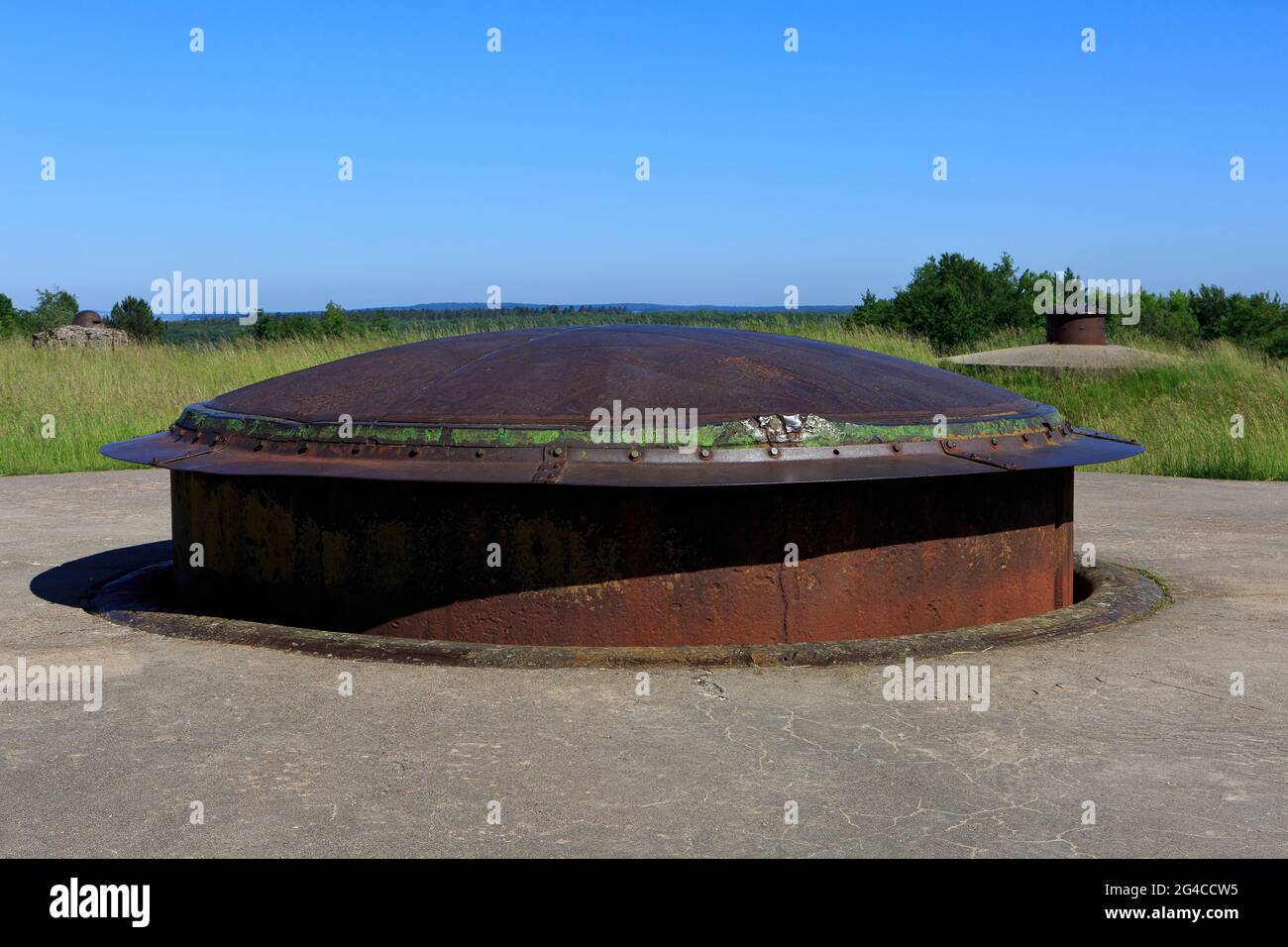 Tourelles de mitrailleuses de la première Guerre mondiale au fort Douaumont (fort de Douaumont) à Douaumont (Meuse), France Banque D'Images