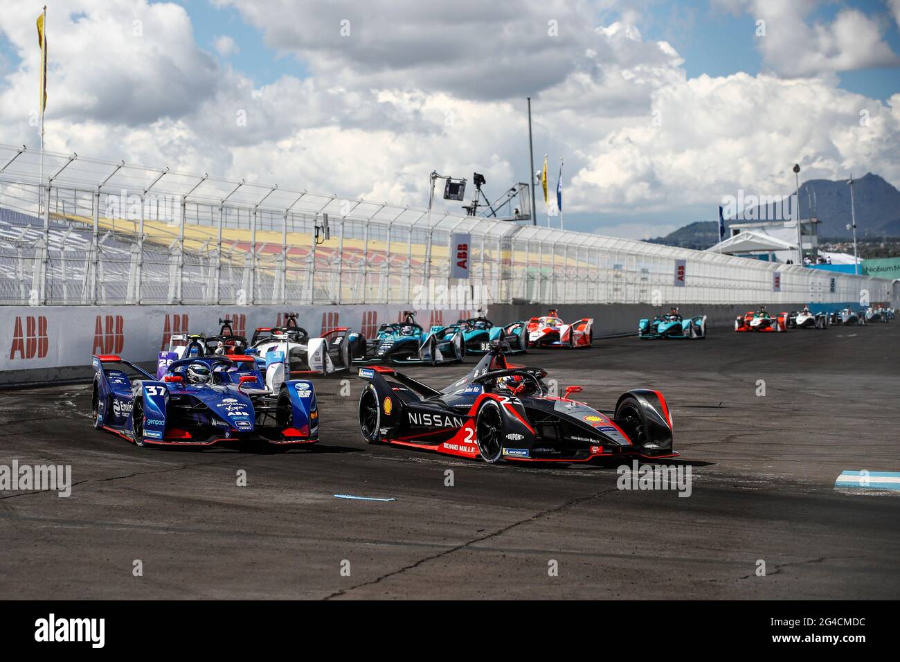 Puebla, Mexique, le 20 juin 2021. 23 Buemi Sébastien (Itere), Nissan e.dams, Nissan IM02, action et 37 Cassidy Nick (nzl), Envision Virgin Racing, Audi e-tron FE07, action pendant le Puebla ePrix 2021, 5e rencontre du Championnat du monde de Formule E 2020-21, sur l'Autodromo Miguel E. Abed du 18 au 20 juin, à Puebla, Mexique - photo Xavi Bonilla/DPPI crédit: DPPI Media/Alay Live News Banque D'Images