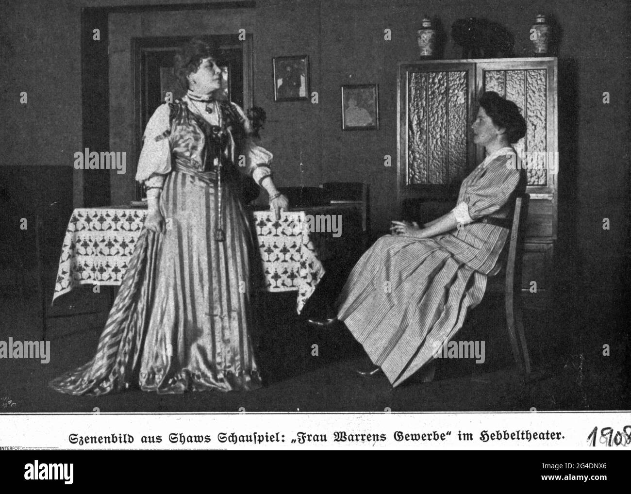 théâtre / théâtre, pièce, 'Mrs Warren's profession', par George Bernard Shaw (1856 - 1950), DROITS-SUPPLÉMENTAIRES-AUTORISATION-INFO-NON-DISPONIBLE Banque D'Images