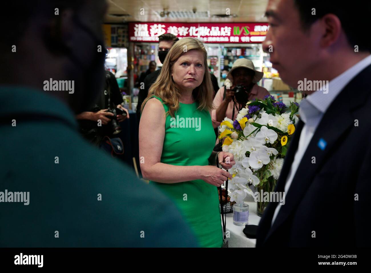 New York, New York, États-Unis. 20 juin 2021. La candidate démocrate de New York Katherine Garcia et la campagne d'Andrew Yang de New York lors du vote est Justice AAPI Rally à la Division Plaza à Chinatown à New York City le 20 juin 2021 crédit: Mpi43/Media Punch/Alay Live News Banque D'Images