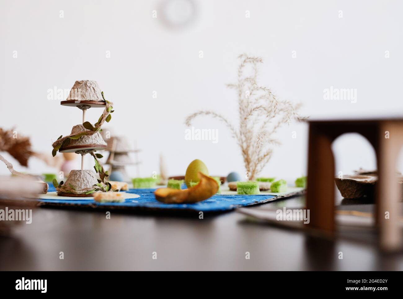 Image d'arrière-plan du projet d'école fait à la main pour la classe de biologie, espace de copie Banque D'Images