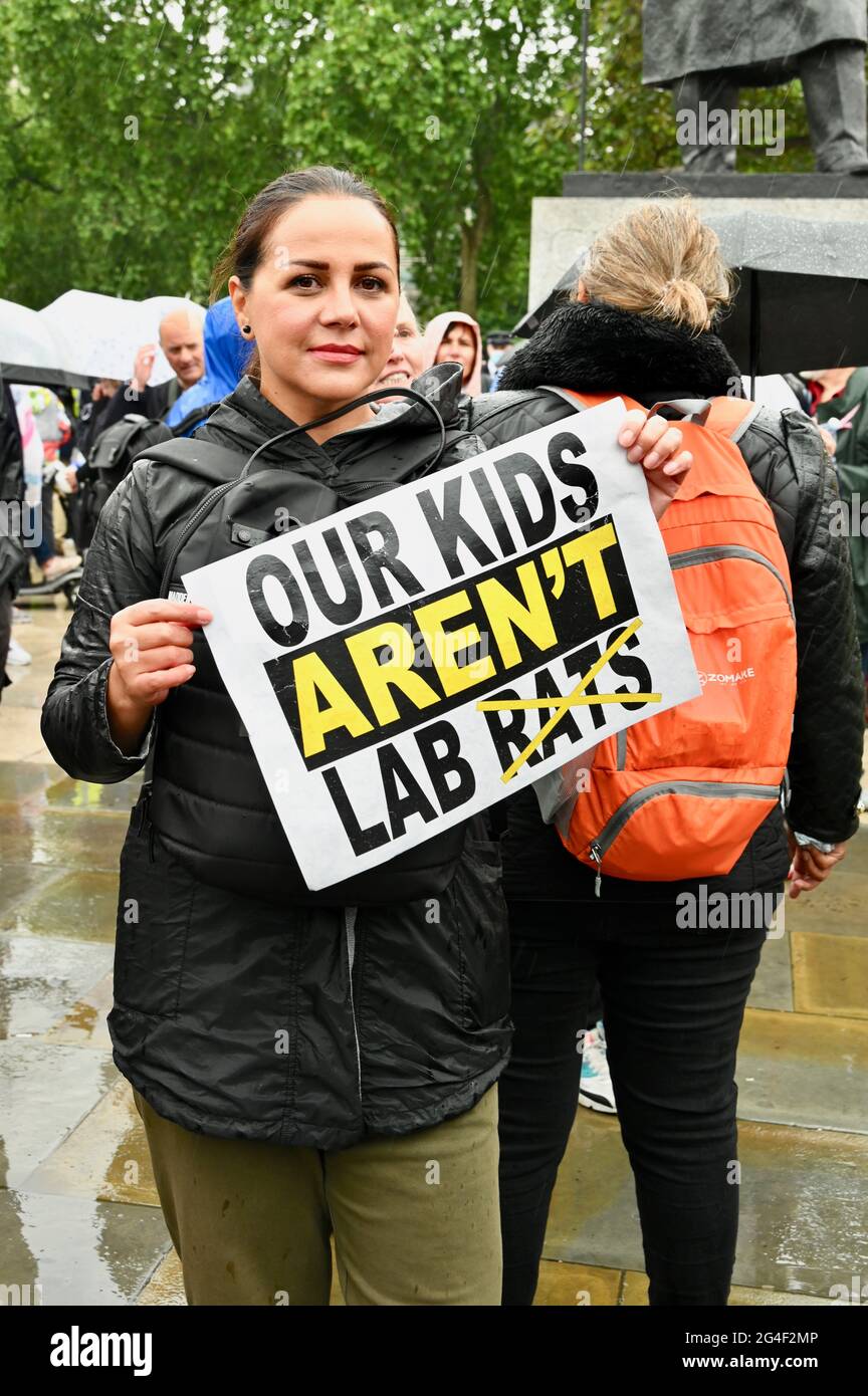 Londres, Royaume-Uni. 21 juin 2021. Manifestation anti-verrouillage, place du Parlement, Westminster. Crédit : michael melia/Alay Live News Banque D'Images