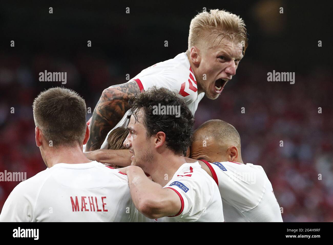 Copenhague, Danemark. 21 juin 2021. Les joueurs danois célèbrent le score  du match de football de l'UEFA Euro 2020 Groupe B contre la Russie au stade  Parken. Crédit : Grigory Dukor/TASS/Alay Live