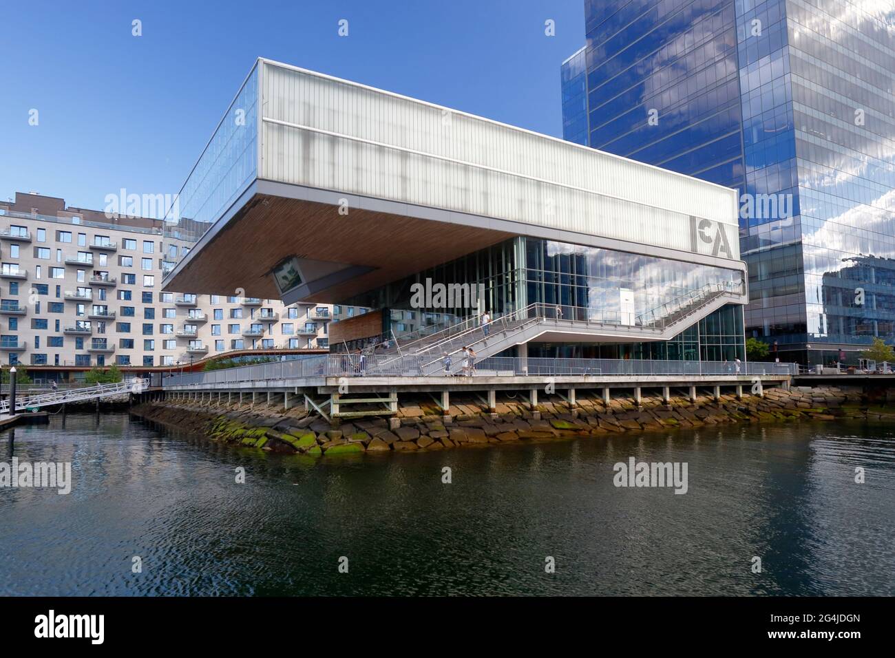 The Institute of Contemporary Art, 25 Harbour Shore Dr, Boston, Massachusetts. Extérieur d'un musée d'art dans le quartier de Seaport Banque D'Images
