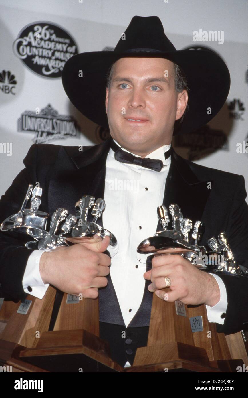Garth Brooks au 26e prix annuel de l'Académie de musique country à Universal Ampitheater à Universal City, Californie le 24 avril 1991 crédit: Ralph Dominguez/MediaPunch Banque D'Images