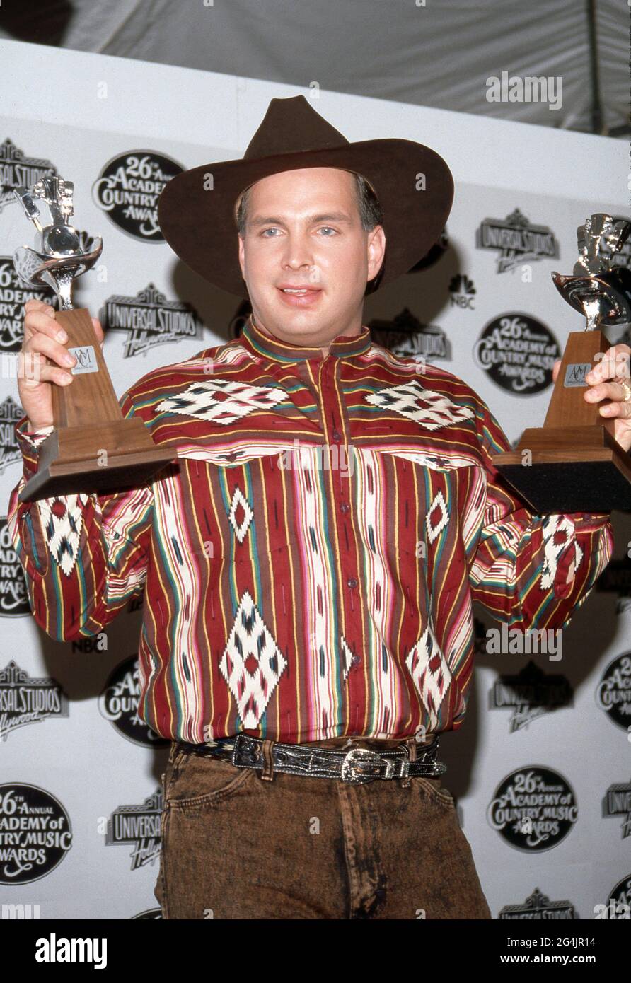 Garth Brooks au 26e prix annuel de l'Académie de musique country à Universal Ampitheater à Universal City, Californie le 24 avril 1991 crédit: Ralph Dominguez/MediaPunch Banque D'Images