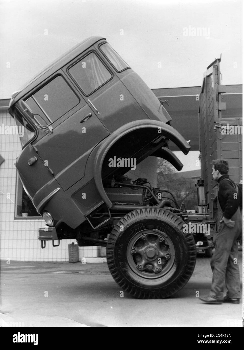 Transport / transport, voiture, camions, DROITS-SUPPLÉMENTAIRES-AUTORISATION-INFO-NON-DISPONIBLE Banque D'Images