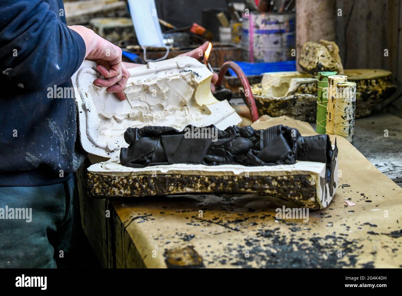 La fonderie d'art de Bocquel à Grainville Bocquel Ymauville, où sont réalisés les trophées du Cesar Award Banque D'Images