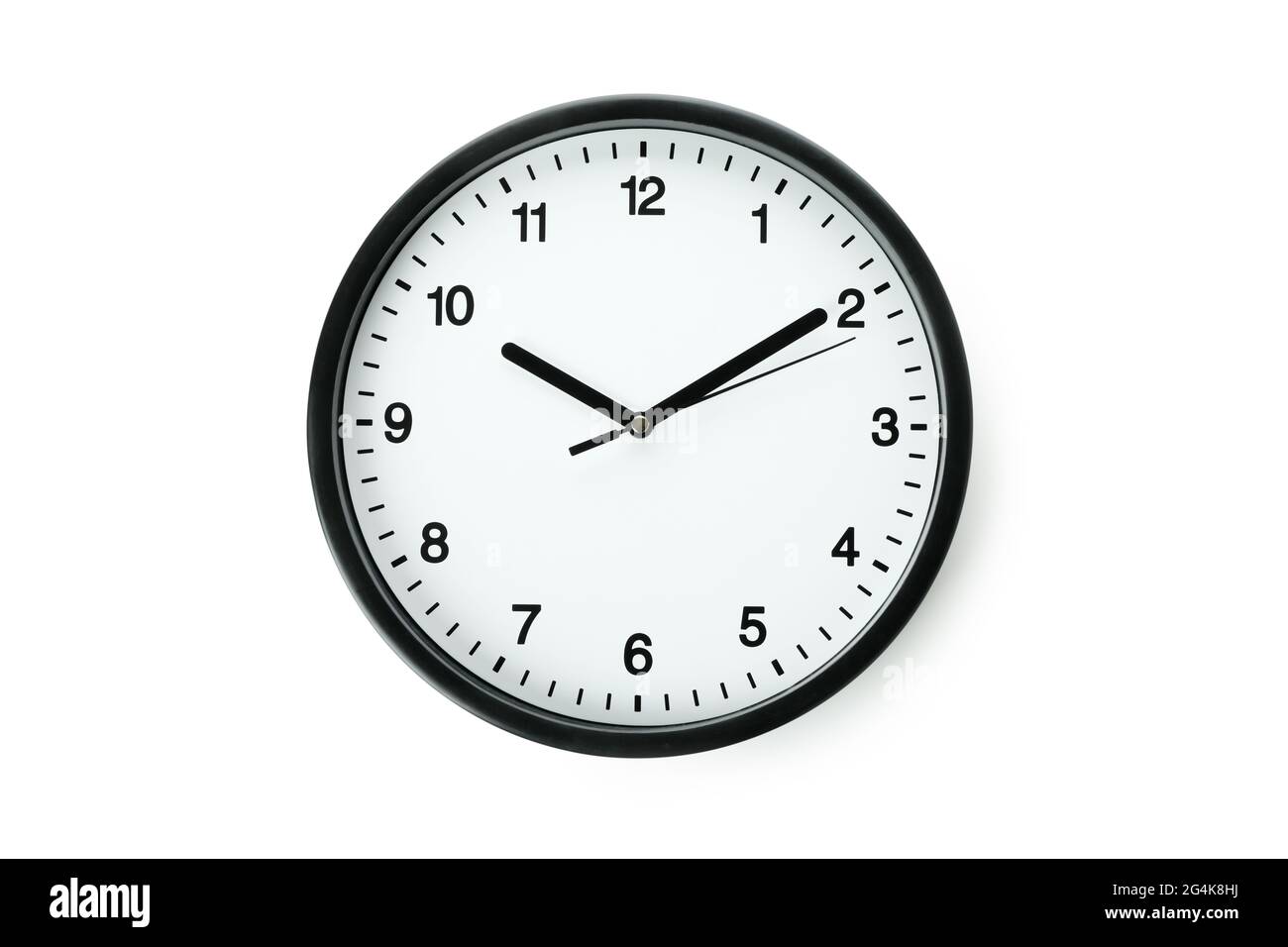 Horloge standard noire isolée sur fond blanc Banque D'Images