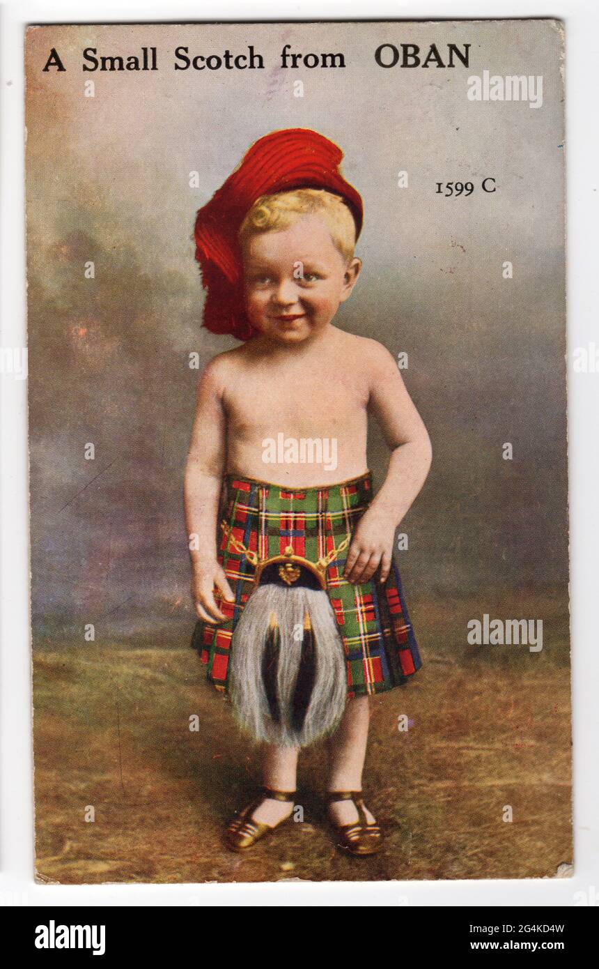 Un petit Scotch d'Oban, 1934. Enfant dans un four écossais traditionnel -  jouer sur des mots Photo Stock - Alamy