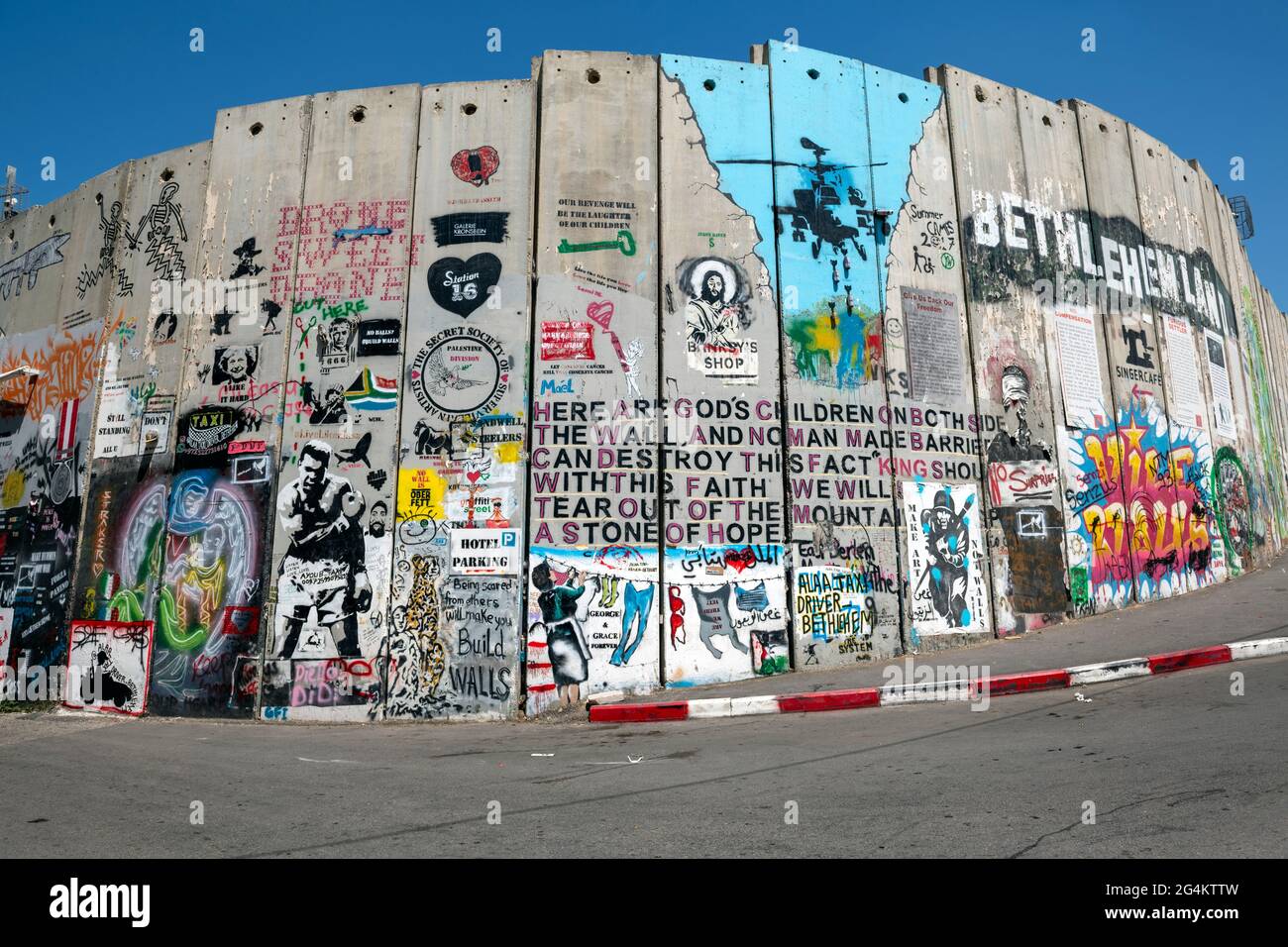 Graffitis au mur frontière israélo-palestinien à Bethléem, Palestine. Cisjordanie Banque D'Images