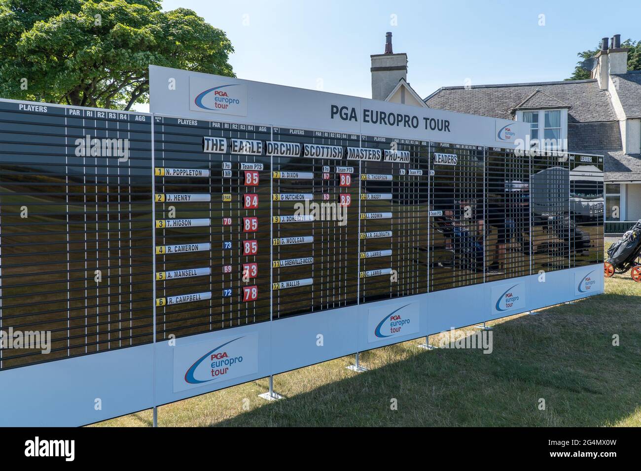 Montrose, Angus, Scotland, UK, 22 juin 2021: Cette semaine, le PGA Europro Tour - The Eagle Orchid Scottish Masters, qui se déroule au Montrose Golf Links. Jouer sur le 5ème plus ancien parcours de golf du monde. (Cours 1562) aujourd'hui, les pros ont pris part à l'événement Pro-Am, le tournoi principal commençant demain, avec le premier tee off à 0630, les Pros joueront pour une part du prix de 49,235 £. (Credit-Barry Nixon/Alamy Live News) Banque D'Images