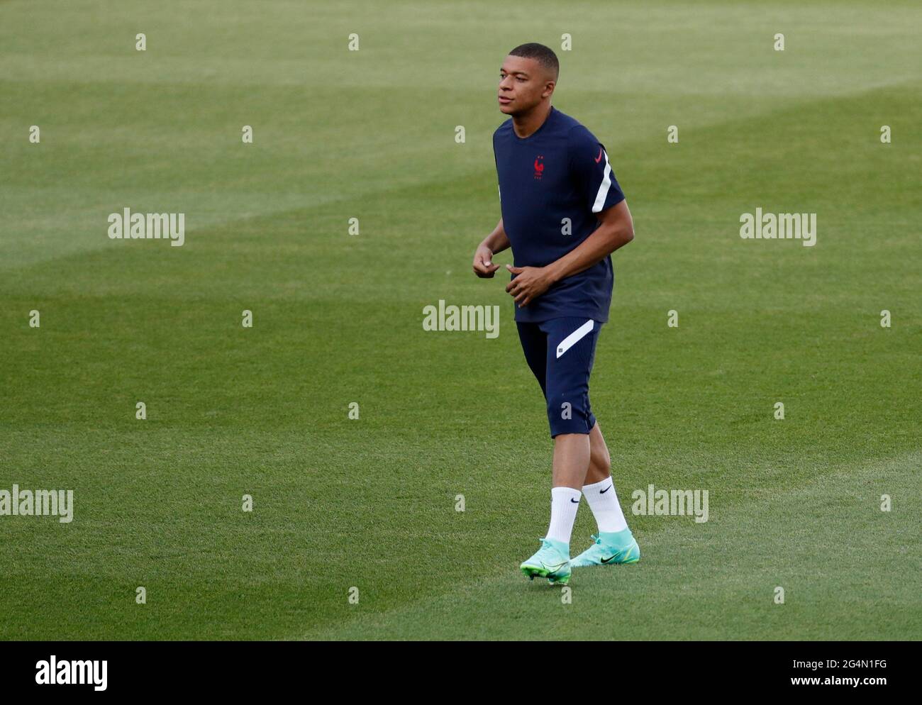 Football Football Euro France Entrainement Stade Hidegkuti Budapest Hongrie 22 Juin 21 Kylian Mbappe En France Pendant L Entrainement Photo Stock Alamy