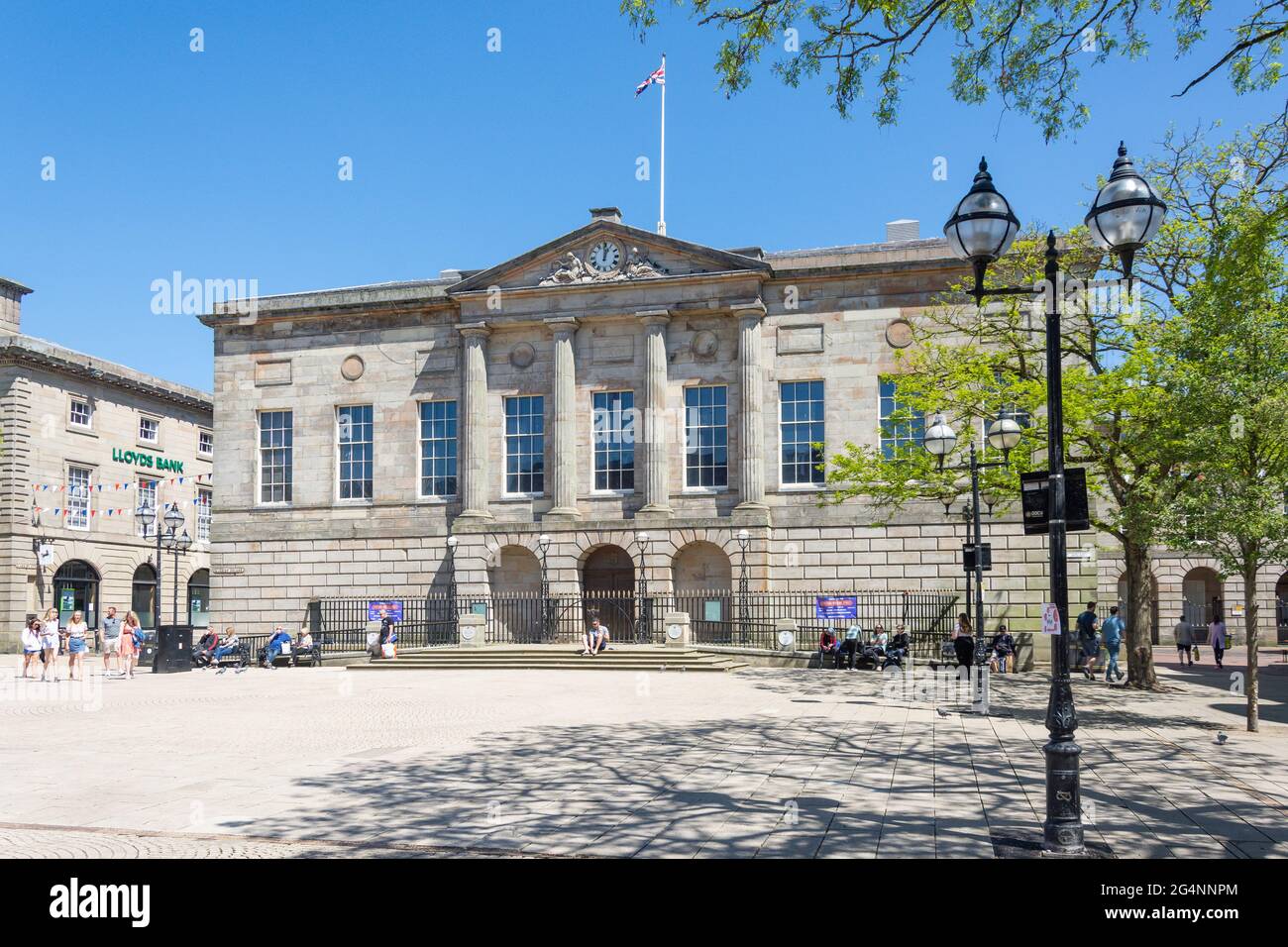 Shire Hall, Market Square, Stafford, Staffordshire, Angleterre, Royaume-Uni Banque D'Images