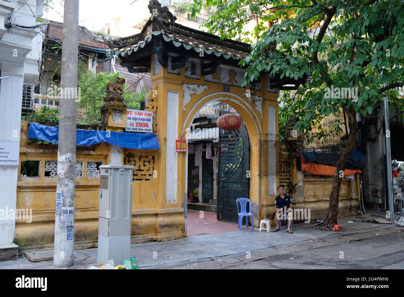 Vieille rue de Hanoi Vietnam Banque D'Images