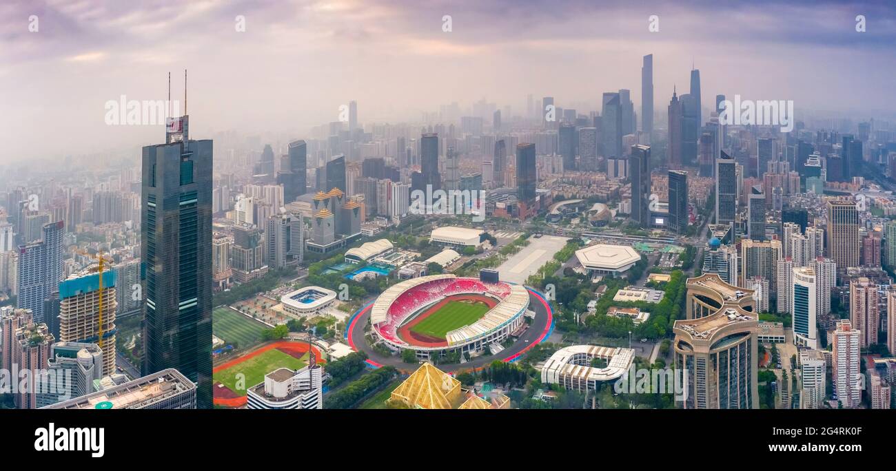 Le Guangdong Guangzhou Tianhe stadium et de l'architecture Banque D'Images