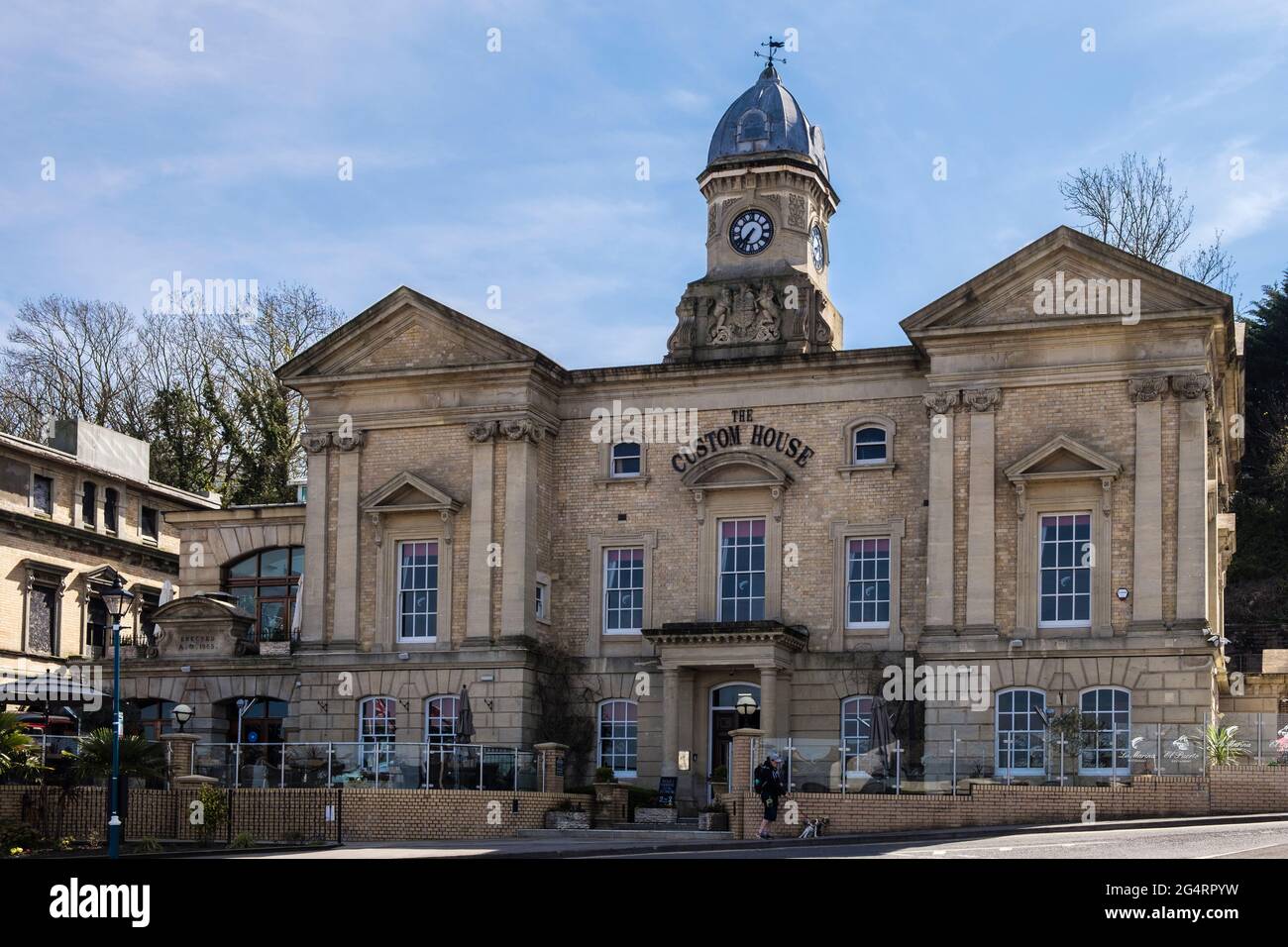 L'ancienne Custom House près du port à Penarth, Cardiff, (Caerdydd), Glamourgan, pays de Galles du Sud, Royaume-Uni, Grande-Bretagne Banque D'Images