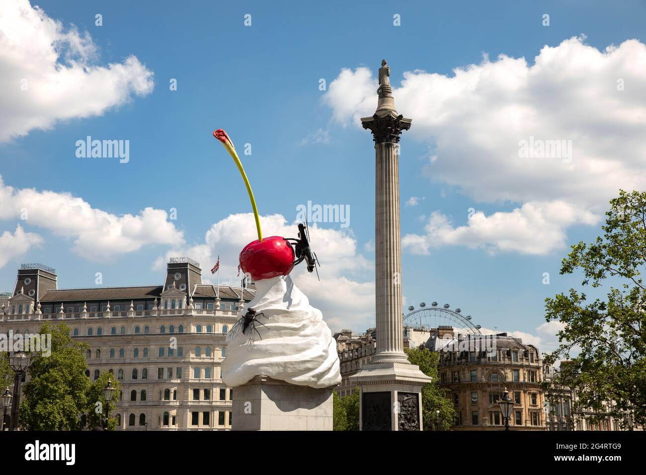 The End, Sculpture Trafalgar Square, Londres. Banque D'Images