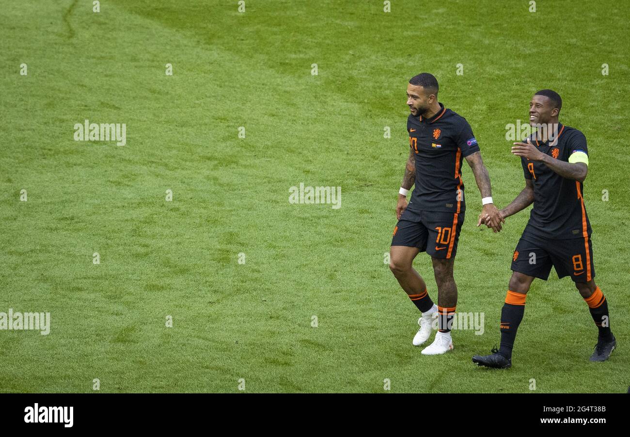 Torjubel : Memphis Depay (Niederlande), Geordino Wijnaldum (Niederlande) Nordmazedonien - Niederlande Amsterdam, 21.06.2021, Fussball, saison 2020/21 Banque D'Images