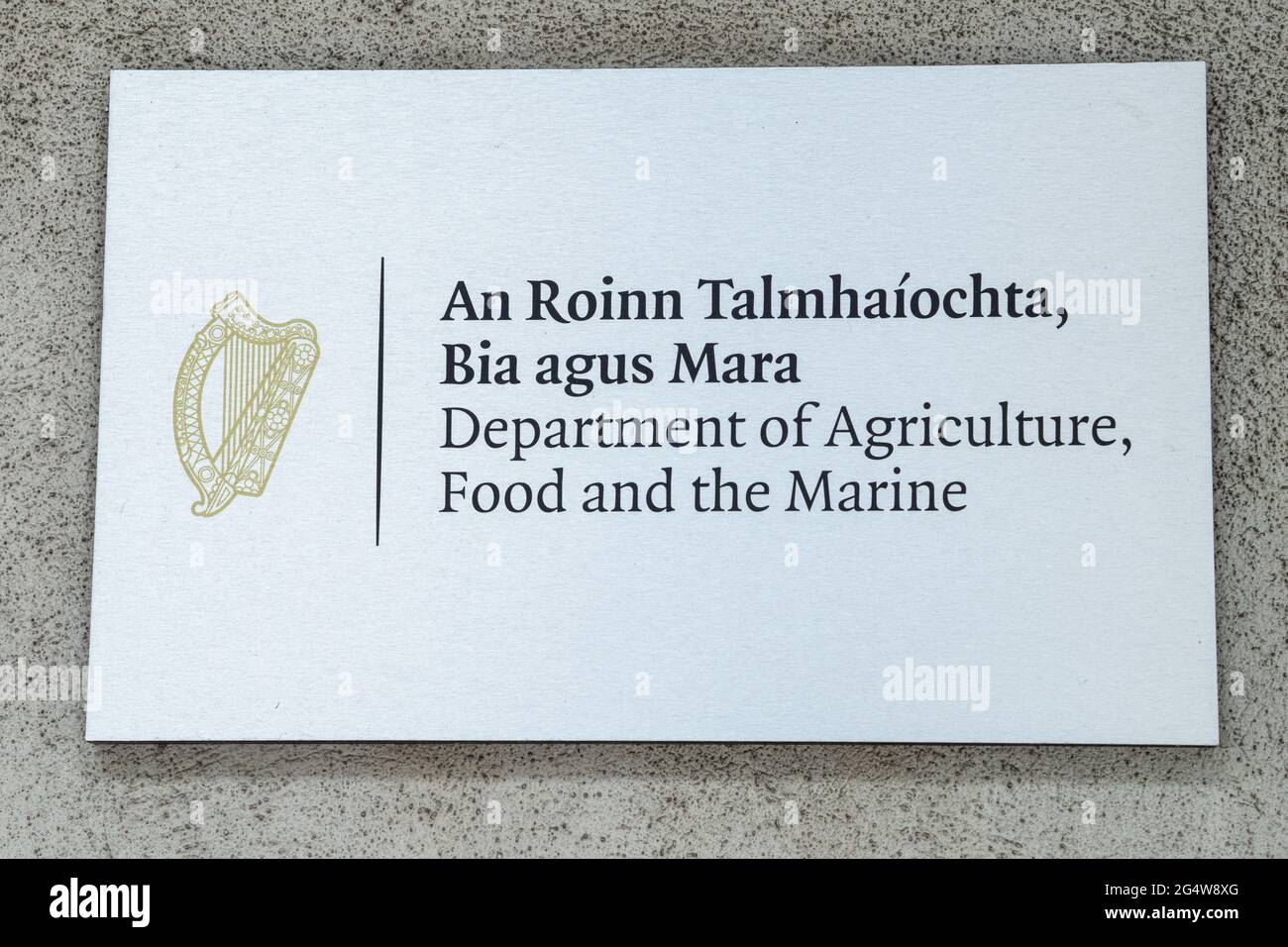 Dublin 2, Dublin, Irlande, 11 juin 2021. Panneau avant du ministère de l'Agriculture Banque D'Images