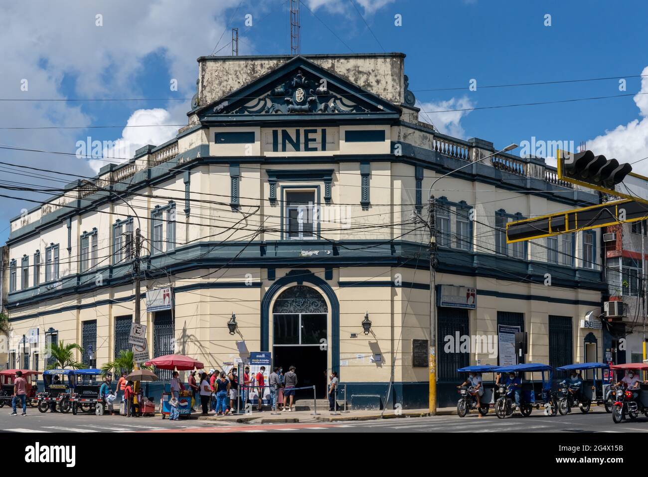 L'architecture d'Iquitos, Pérou rend hommage à ses Baron Days en caoutchouc de Mansions Gilded et de richesse européenne Banque D'Images