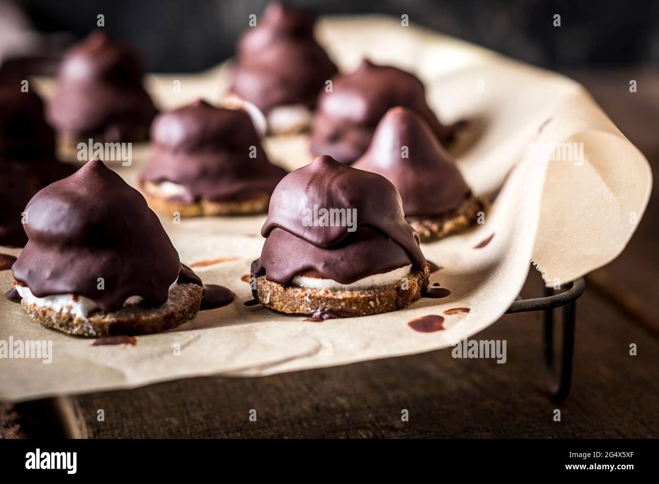 Guimauves au chocolat maison Banque D'Images