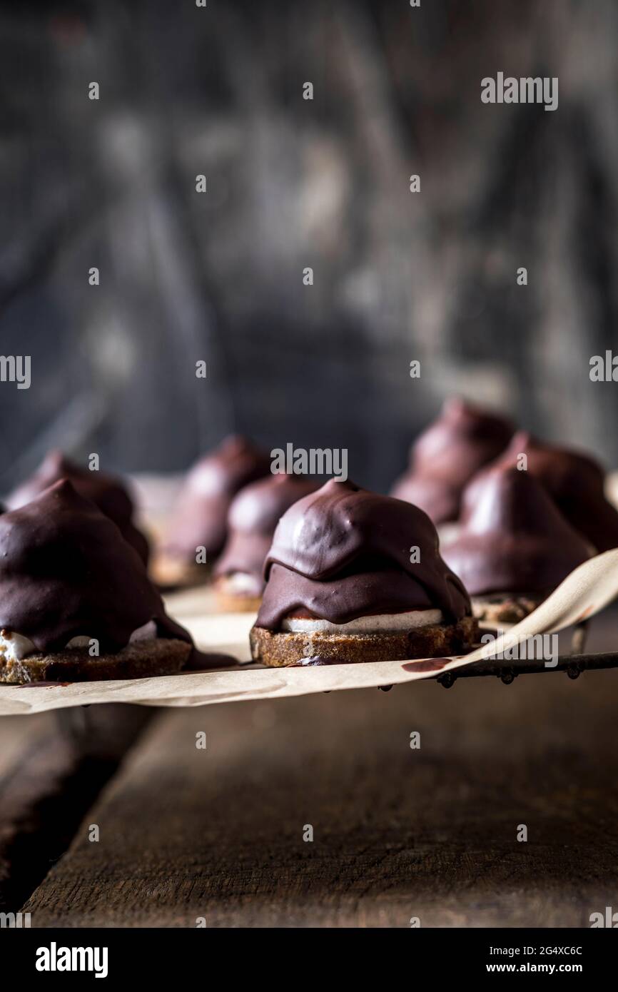 Guimauves au chocolat maison Banque D'Images