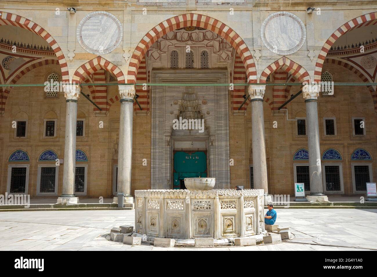 Edirne, Turquie - 05/02/2011: Vue extérieure de la mosquée Selimiye construite entre 1569 et 1575 dans la ville d'Edirne, Turquie. Banque D'Images