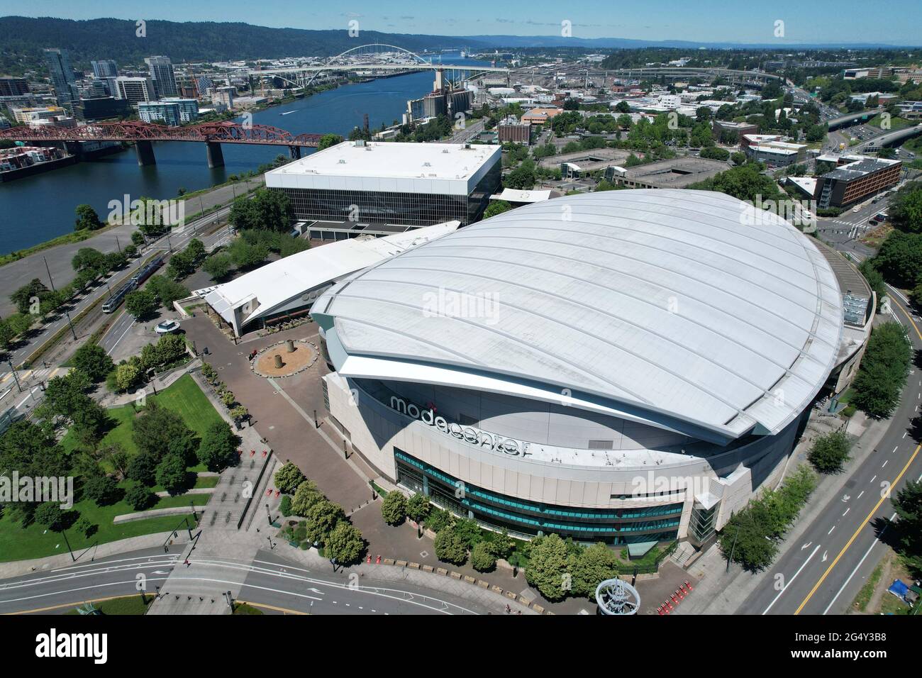 Une vue aérienne du Moda Centre, le mercredi 23 juin 2021, à Portland, L'arène accueille les Portland Trail Blazers. Banque D'Images