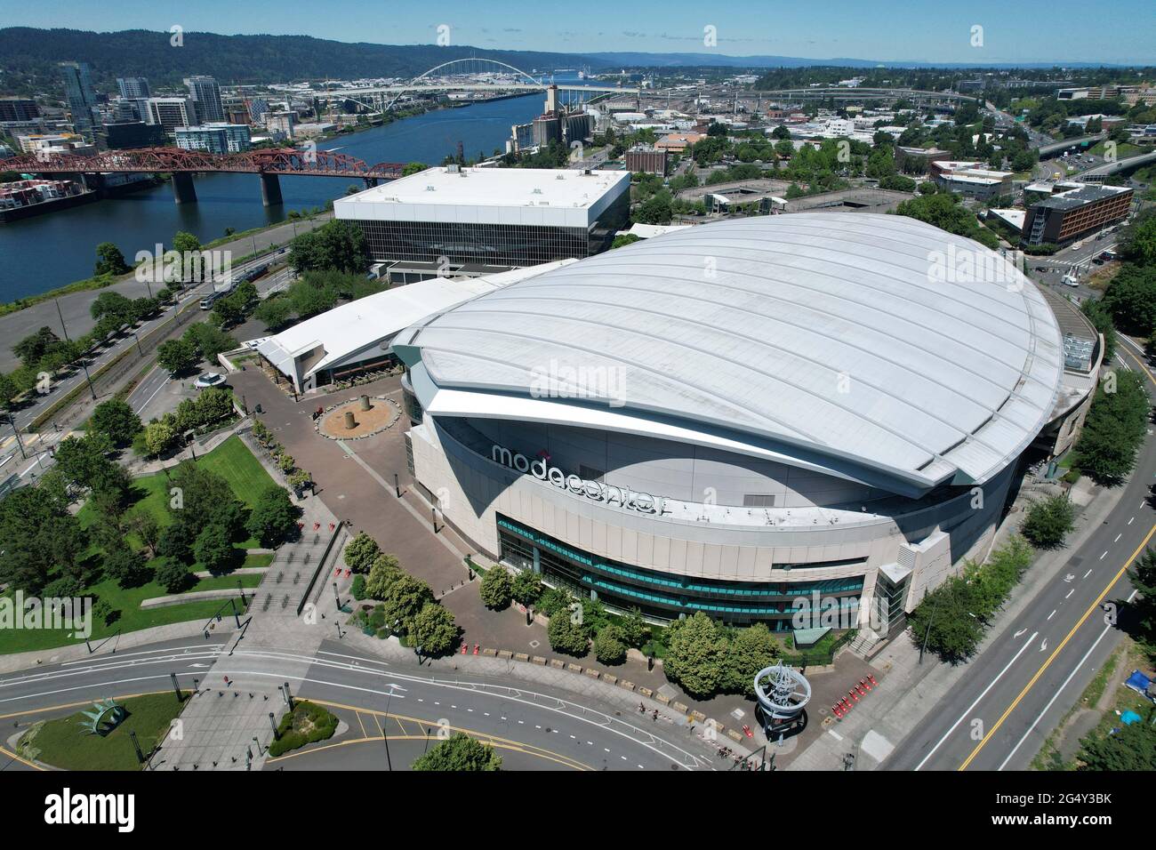 Une vue aérienne du Moda Centre, le mercredi 23 juin 2021, à Portland, L'arène accueille les Portland Trail Blazers. Banque D'Images