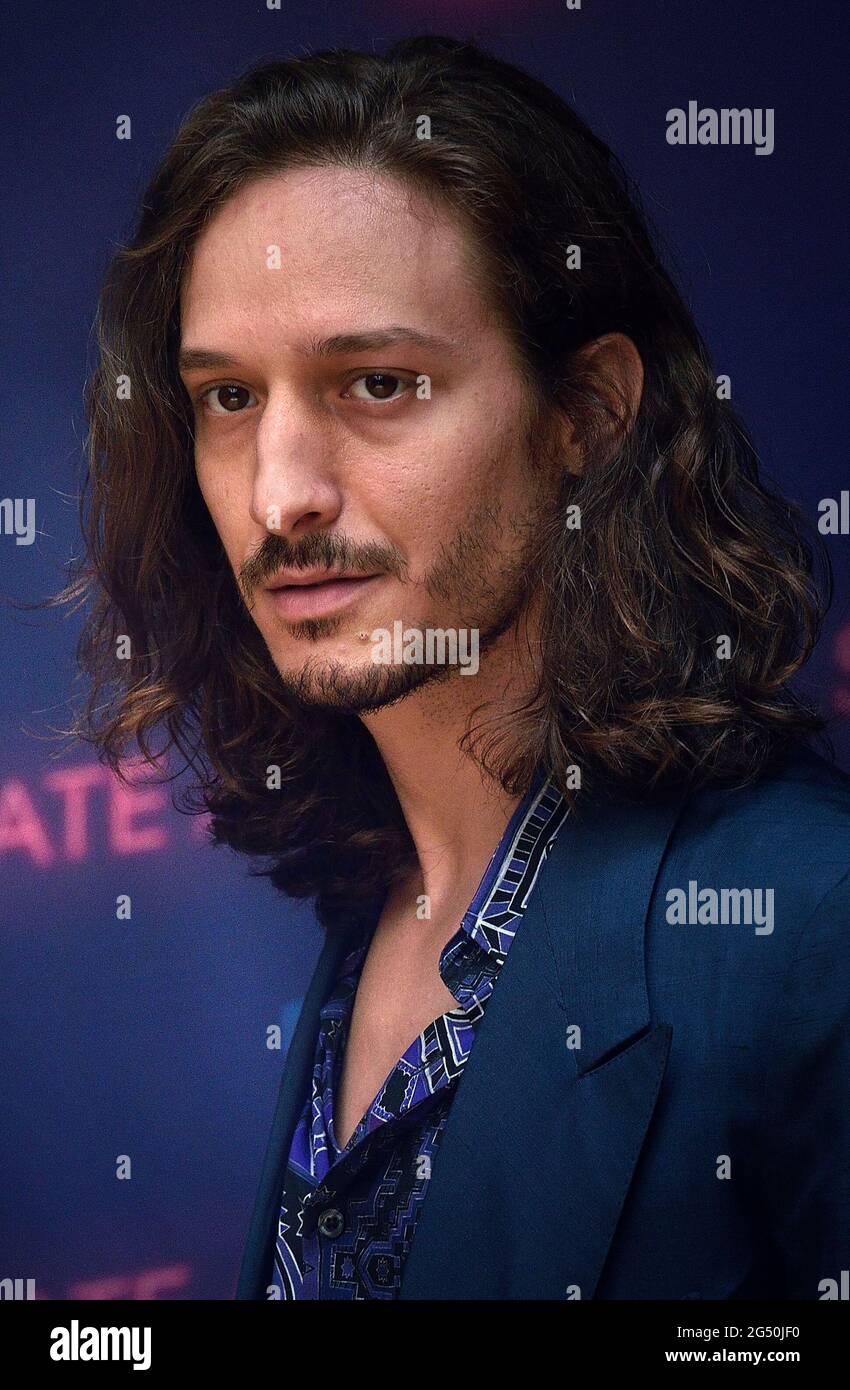 Rome, Italie. 24 juin 2021. L'acteur italien Dario Aita pendant la photocall du film, State a Casa. Rome (Italie), 24 juin 2021. Credit: dpa/Alay Live News Banque D'Images
