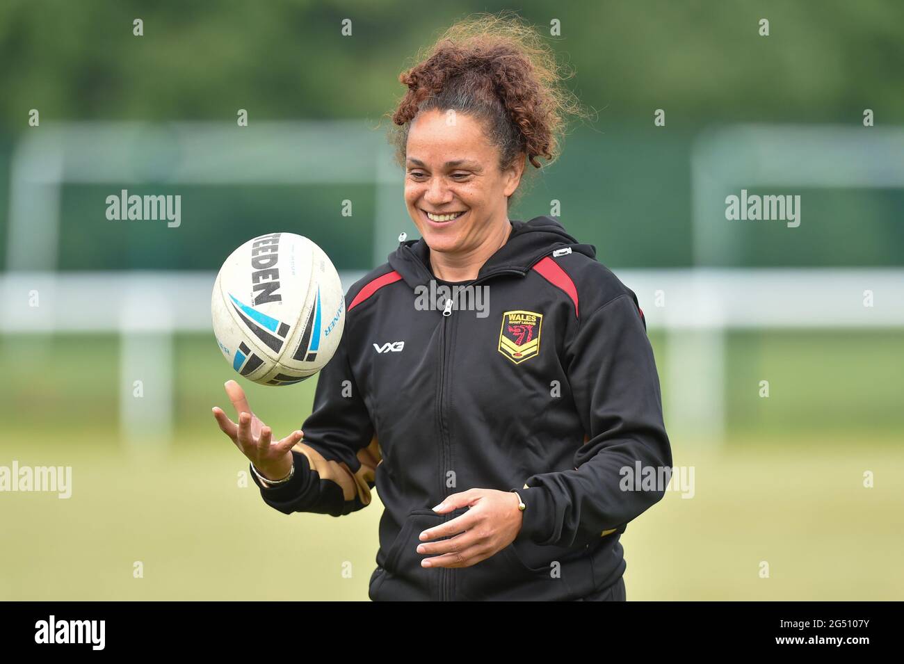 Warrington, Royaume-Uni. 24 juin 2021. Rafiuke Taylor du pays de Galles pendant la course des capitaines avant la National Lottery Mid Season International contre l'Angleterre à Warrington, Royaume-Uni le 6/24/2021. (Photo de Richard long/News Images/Sipa USA) crédit: SIPA USA/Alay Live News Banque D'Images