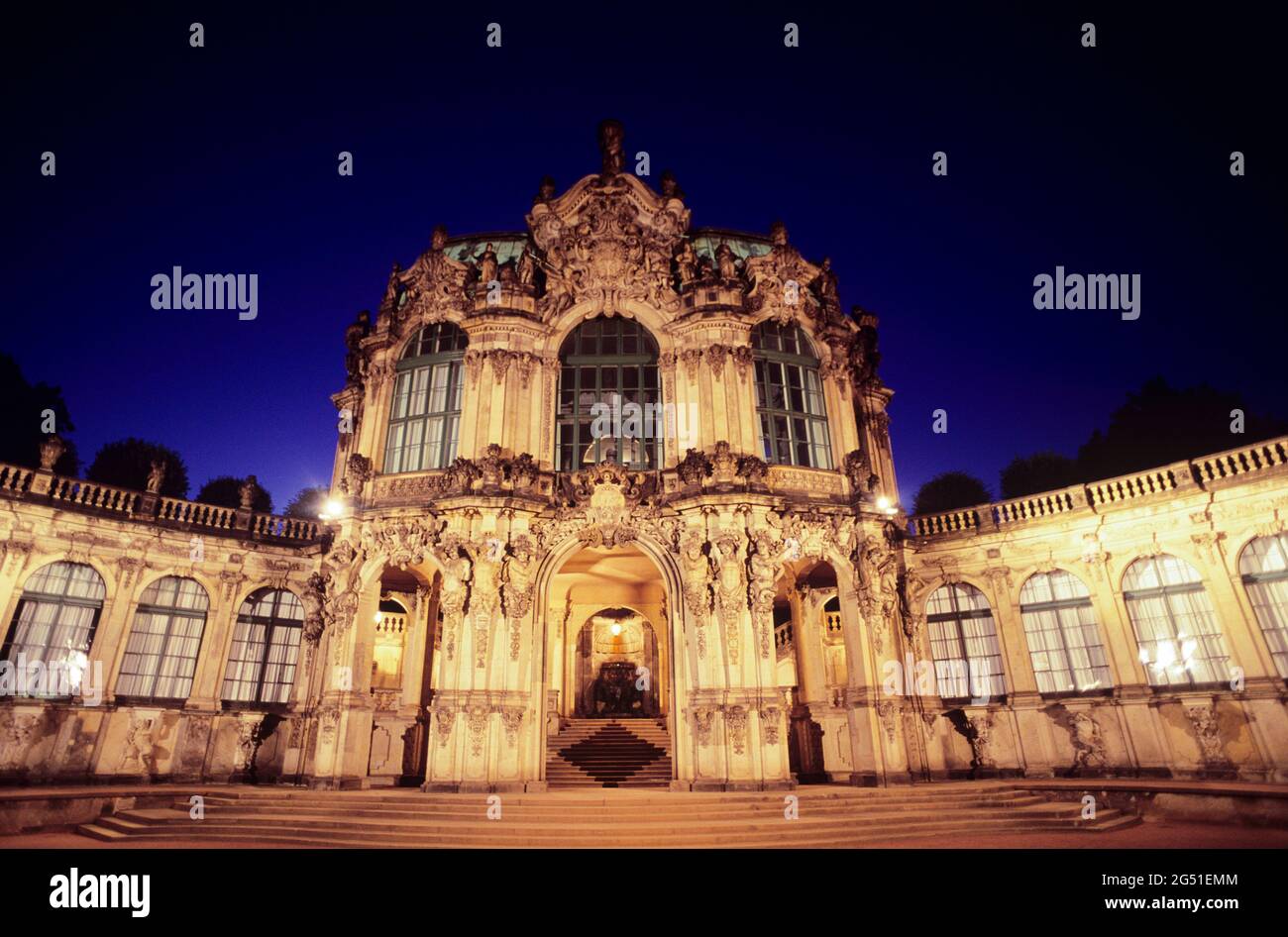 Le Zwinger la nuit, Dresde, Saxe, Allemagne Banque D'Images