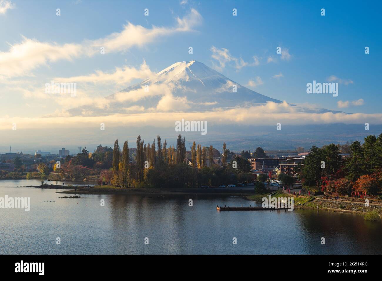 Paysage du Mont Fuji et du lac Kawaguchi à Yamanashi au japon Banque D'Images