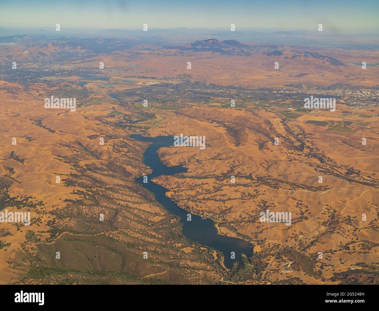 Vue aérienne du lac Del Valle en Californie Banque D'Images