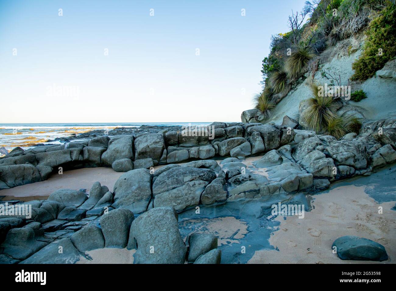 Inverloch Rocks Inverloch victoria Banque de photographies et d’images à haute ...