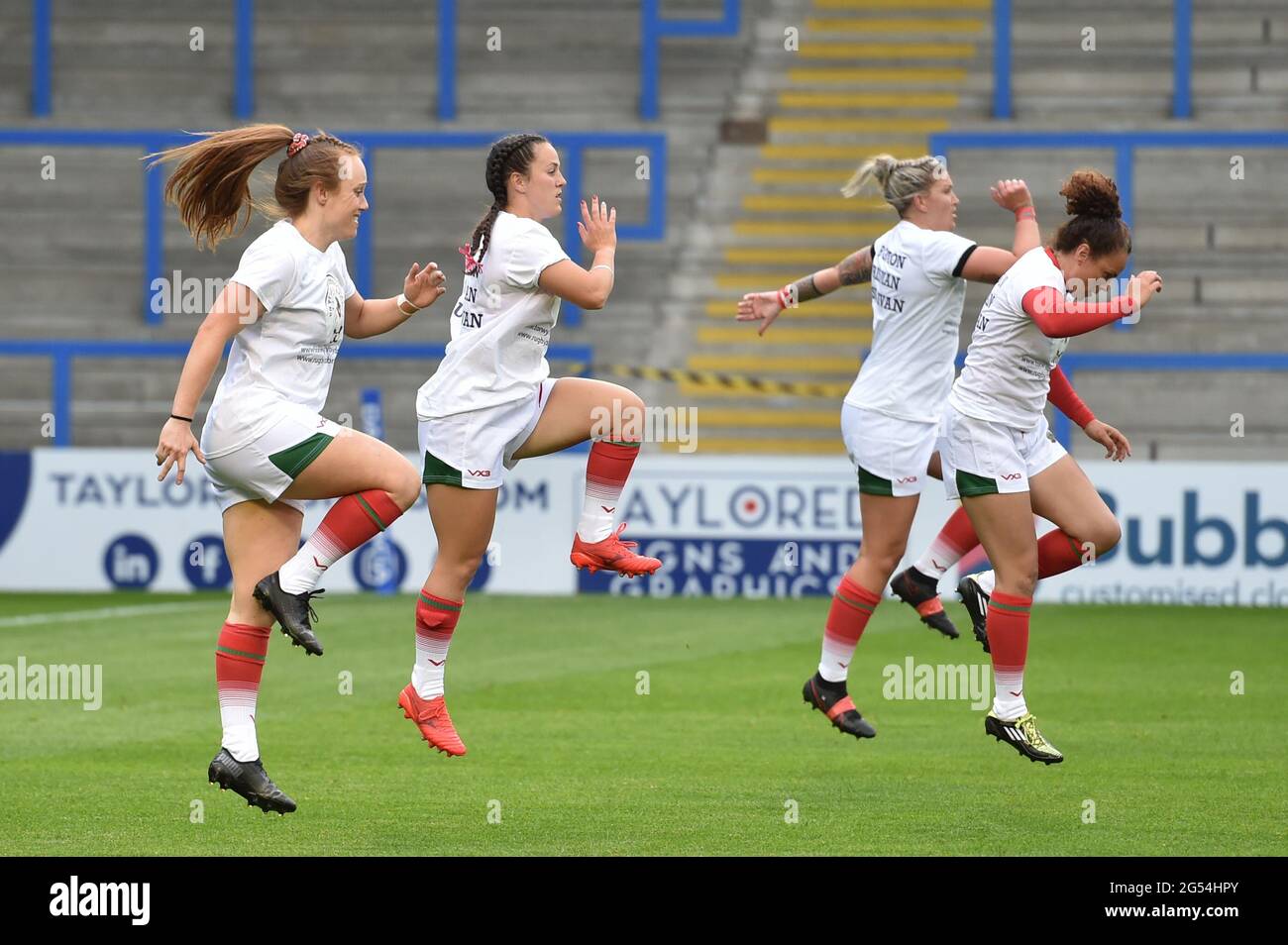 Wales les femmes s'échauffent Banque D'Images