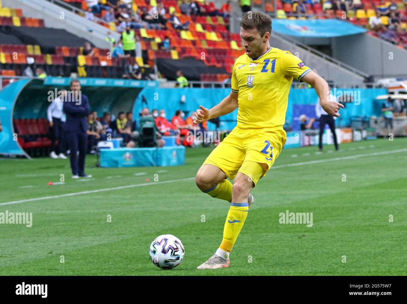 BUCAREST, ROUMANIE - 21 JUIN 2021 : Oleksandr Karavaev, de l'Ukraine, en  action pendant le match de l'UEFA EURO 2020 contre l'Autriche au stade  national Arena de Bucarest Photo Stock - Alamy
